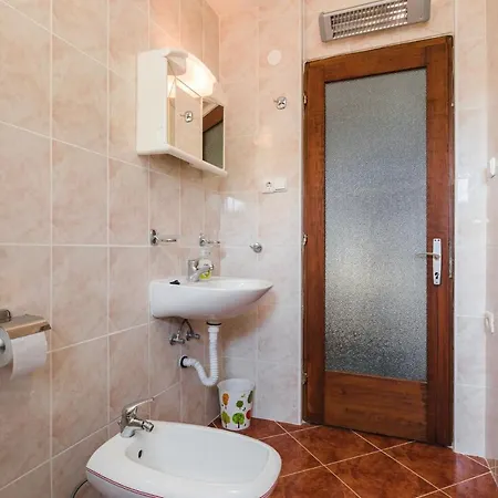 Brozina アパート *