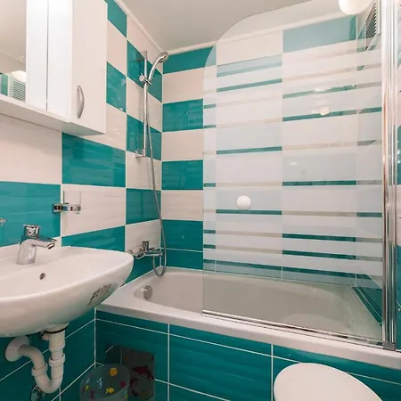 Brozina * Crikvenica