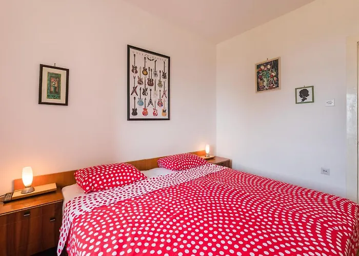 Apartment Brozina *