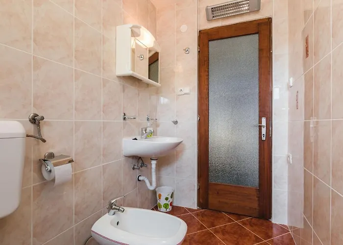 Brozina Apartment *