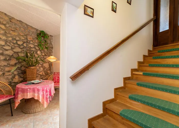 Brozina Apartment *